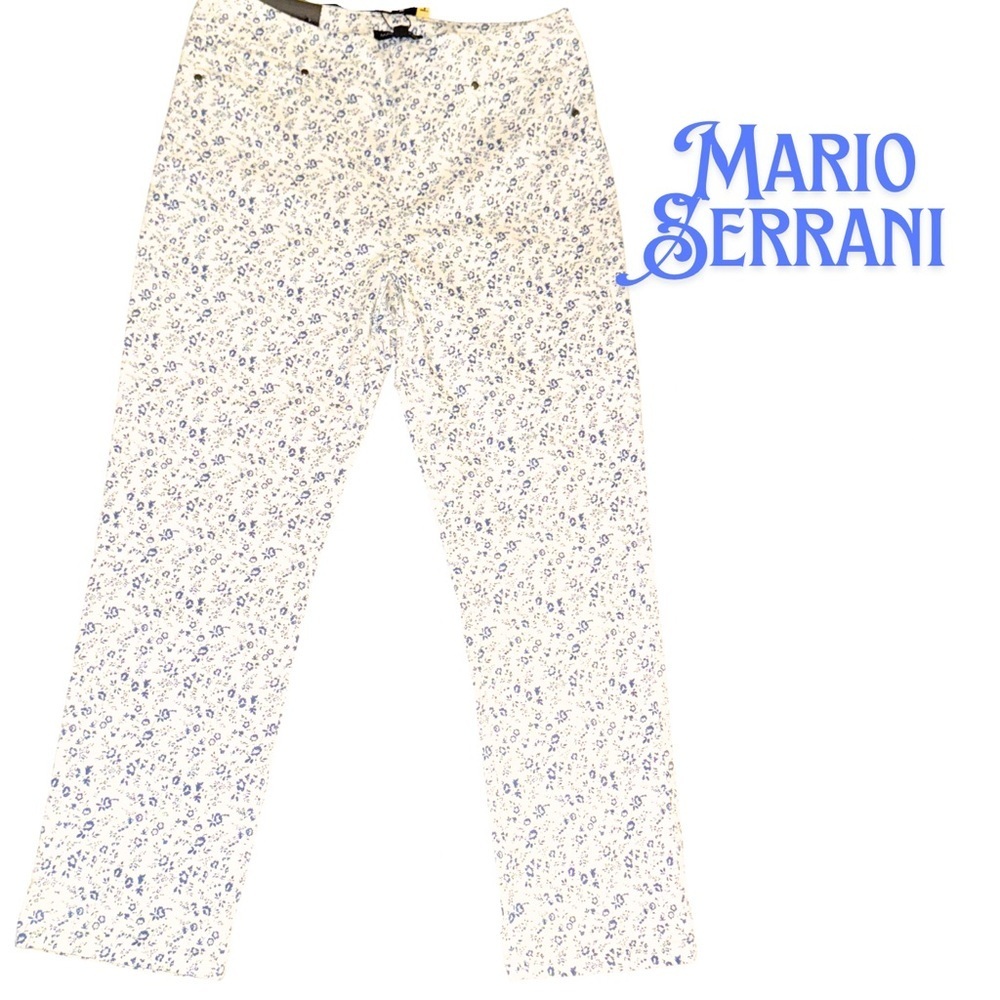 Mario Serrani White and Blue Floral Cropped Trousers - Size Small